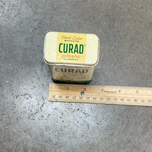 Vintage Johnson & Johnson Band-Aid & Curad Metal Hinged Tin Boxes - Picture 8 of 11